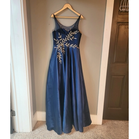 Say Yes To The Prom Junior's Sequined Illusion High Low Gown 13/14 - Picture 4 of 8